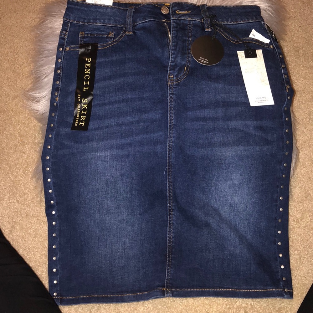 Style Me Denim pencil skirt side studs NWT